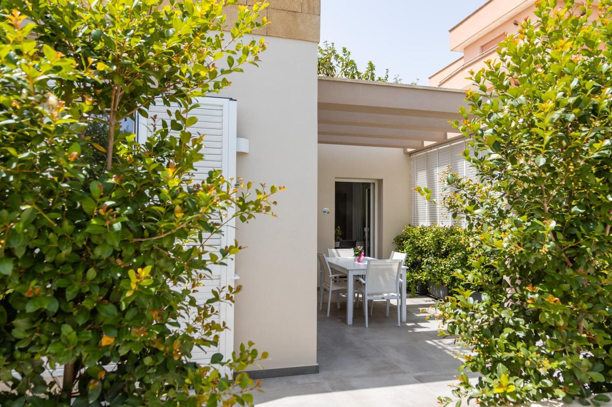 La Collina Di Montegrappa - Suites With Heated Private Pool - Suites With Shared Pool Tuglie Pokoj fotografie