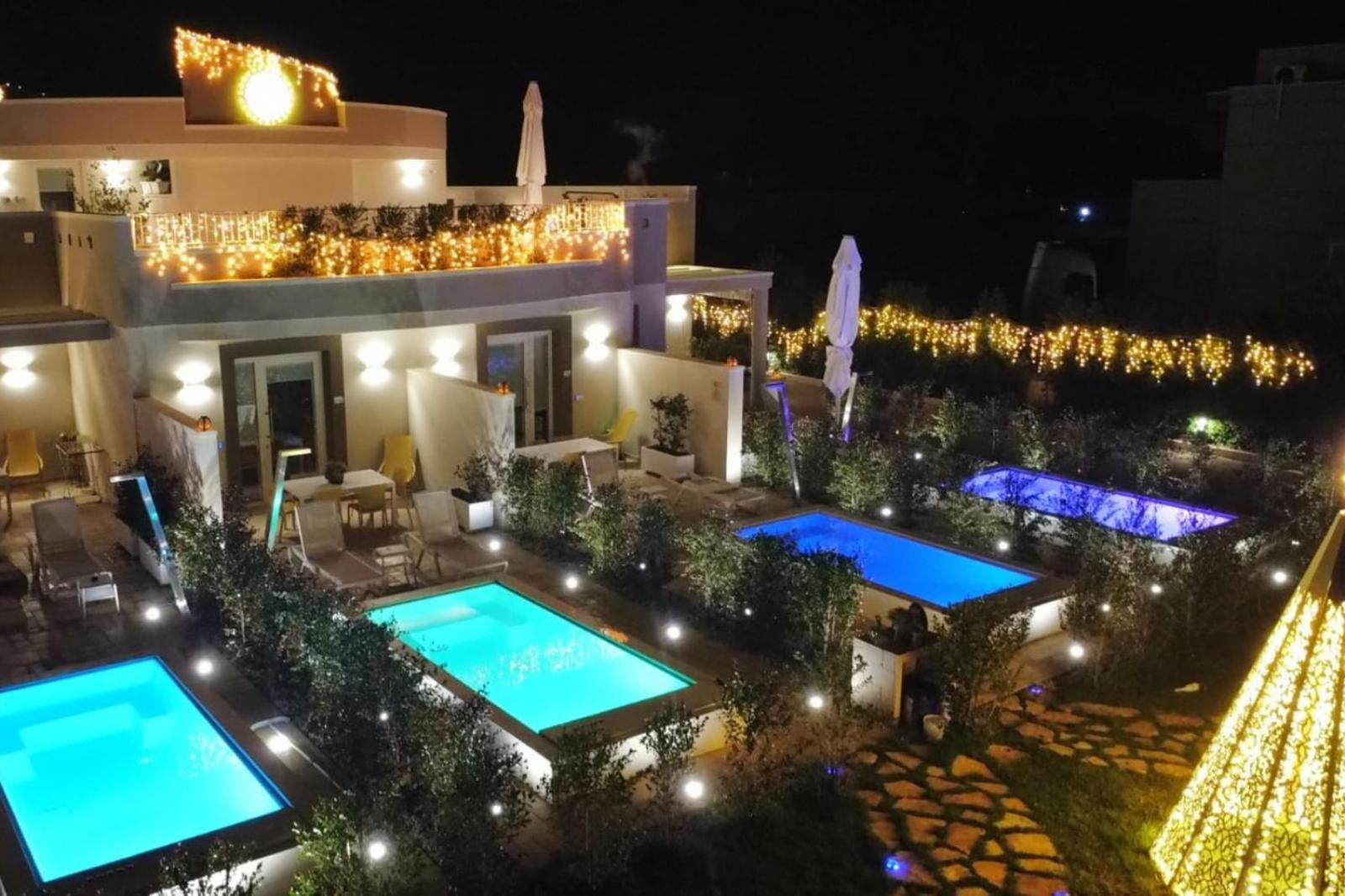 La Collina Di Montegrappa - Suites With Heated Private Pool - Suites With Shared Pool Tuglie Exteriér fotografie