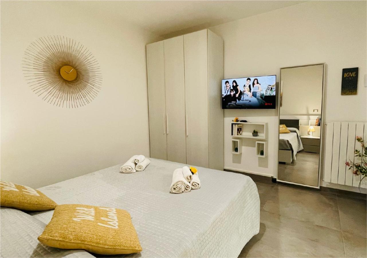 La Collina Di Montegrappa - Suites With Heated Private Pool - Suites With Shared Pool Tuglie Exteriér fotografie